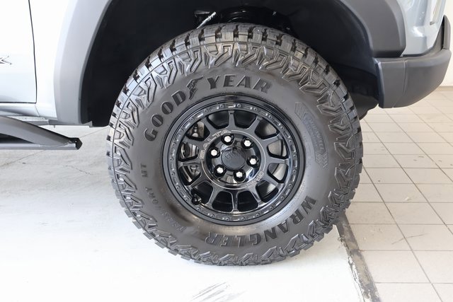 2024 Gmc Canyon AT4X photo 9