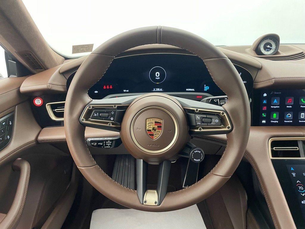 2024 Porsche Taycan GTS photo 15