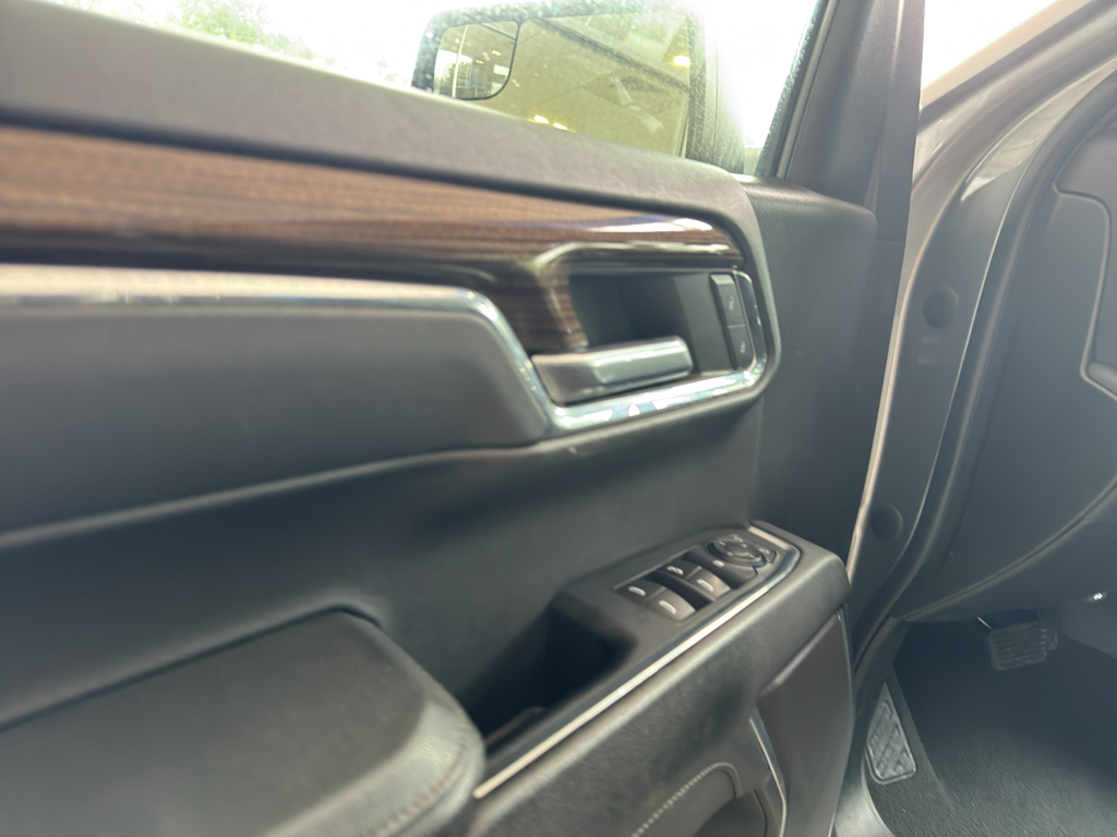 2023 Chevrolet Silverado 1500 LT photo 10