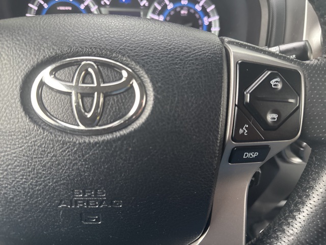2017 Toyota 4Runner SR5 photo 26