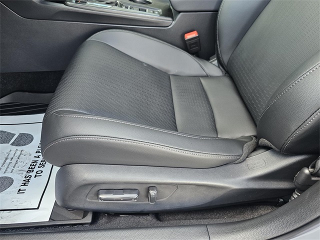 2026 Honda Civic Hybrid Sport Touring photo 14