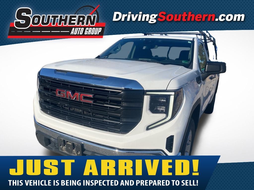 2023 GMC Sierra 1500 Pro's photo