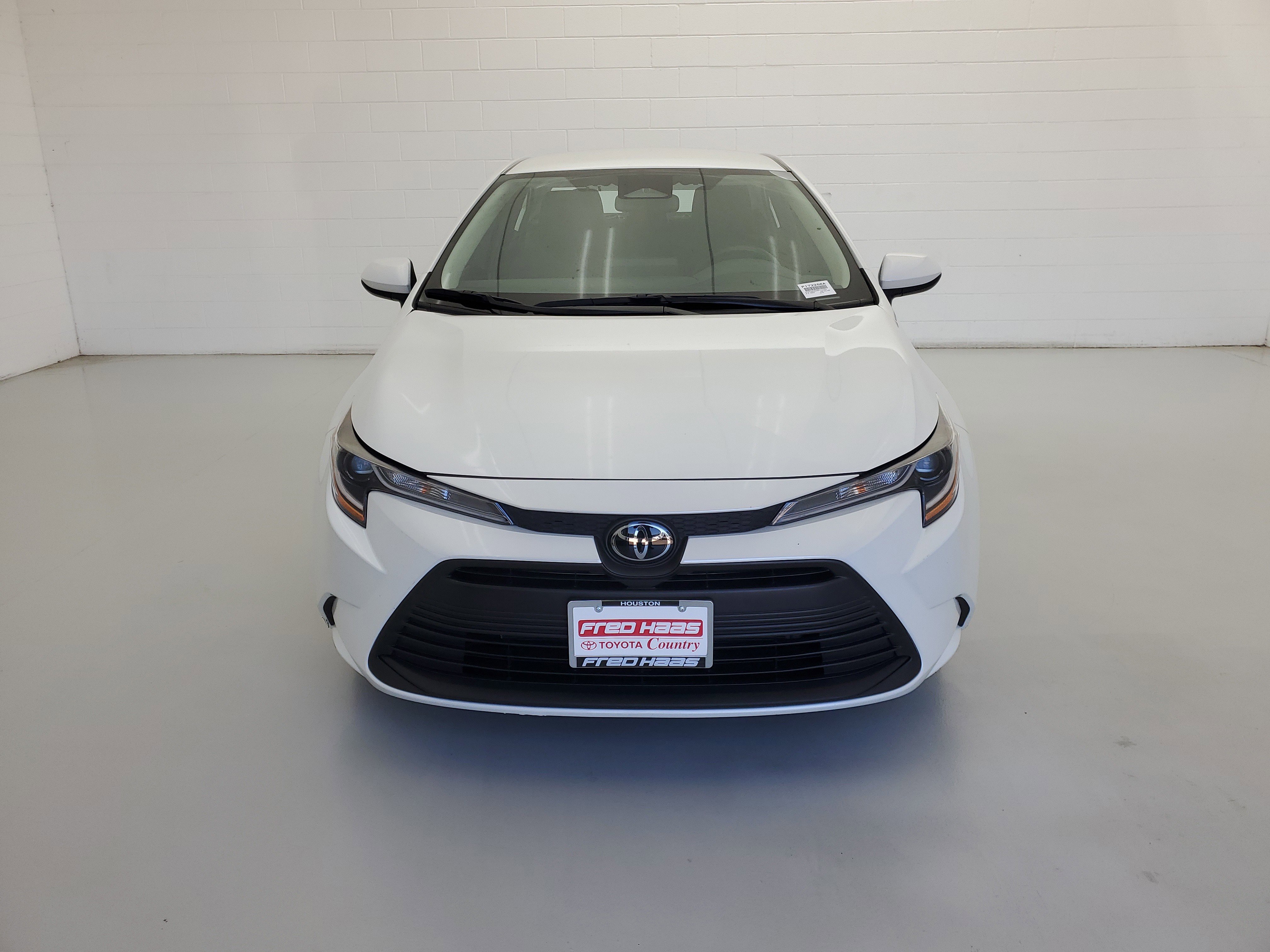 Used 2024 Toyota Corolla LE with VIN 5YFB4MDE8RP172256 for sale in Northfield, Minnesota