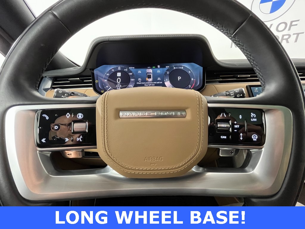 2024 Land Rover Range Rover SE photo 3