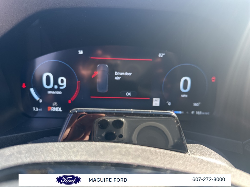 2025 Ford Explorer ST-Line photo 16