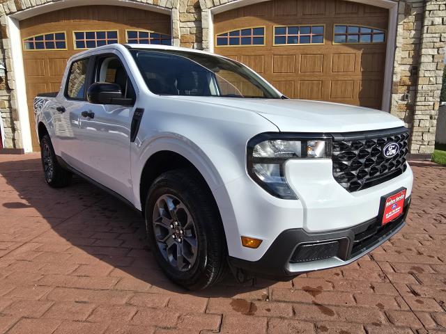 2025 Ford Maverick XLT's photo