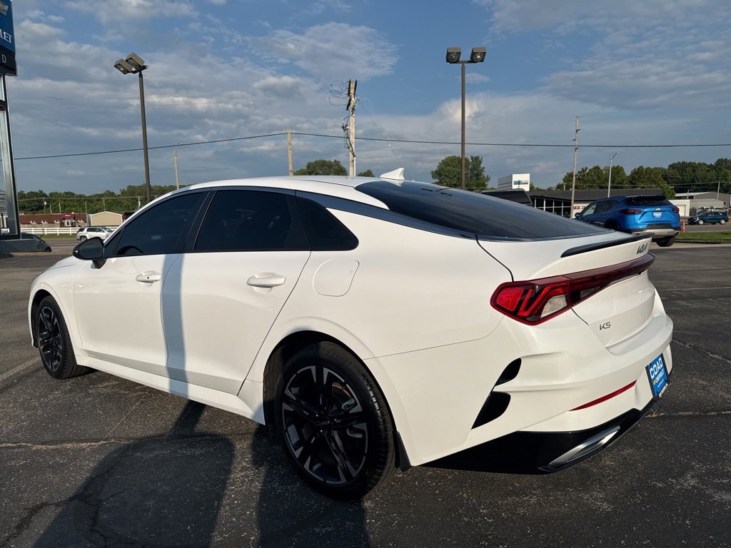 2023 Kia K5 GT-Line photo 4