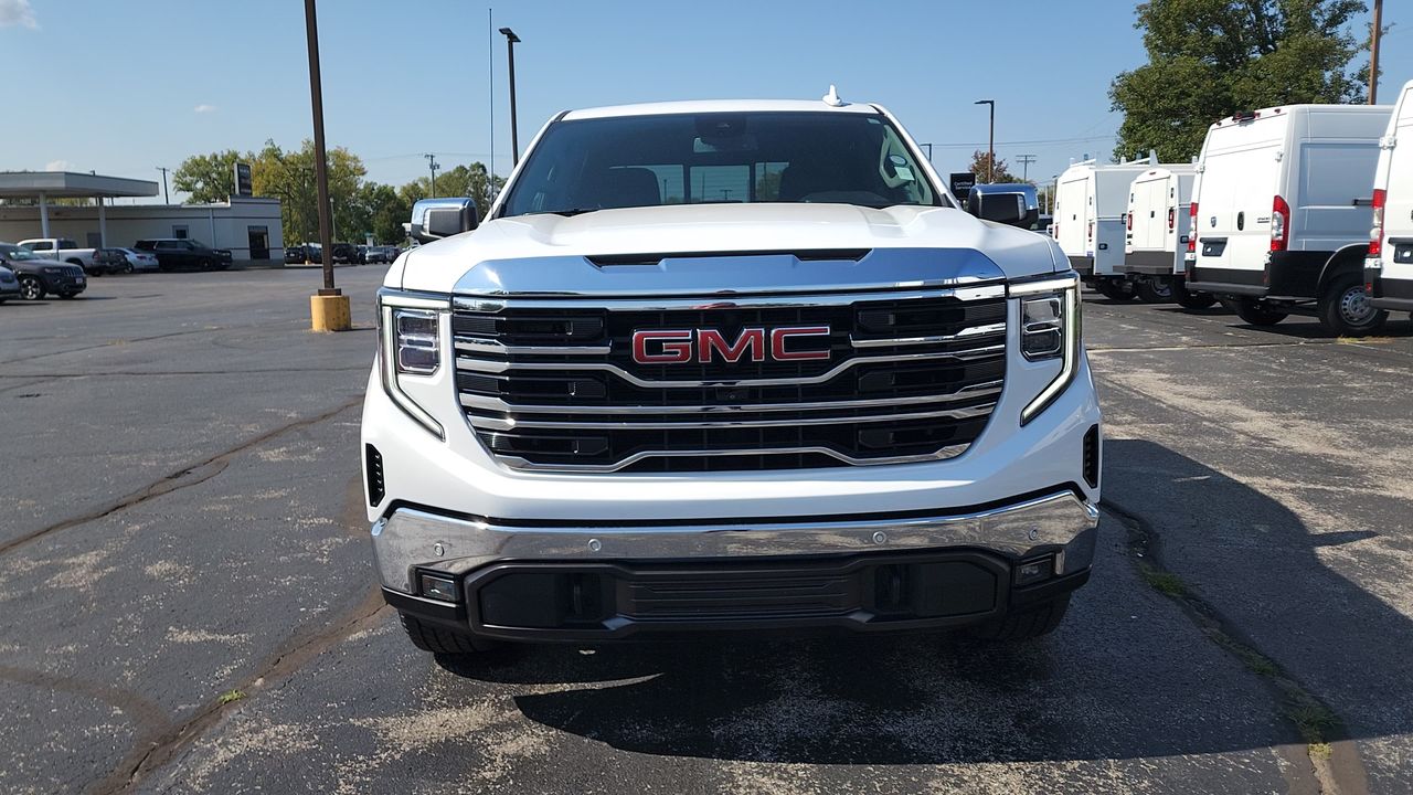 2022 Gmc Sierra 1500 SLT photo 3