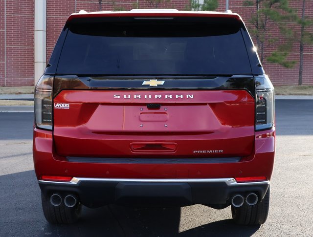 2025 Chevrolet Suburban Premier photo 29