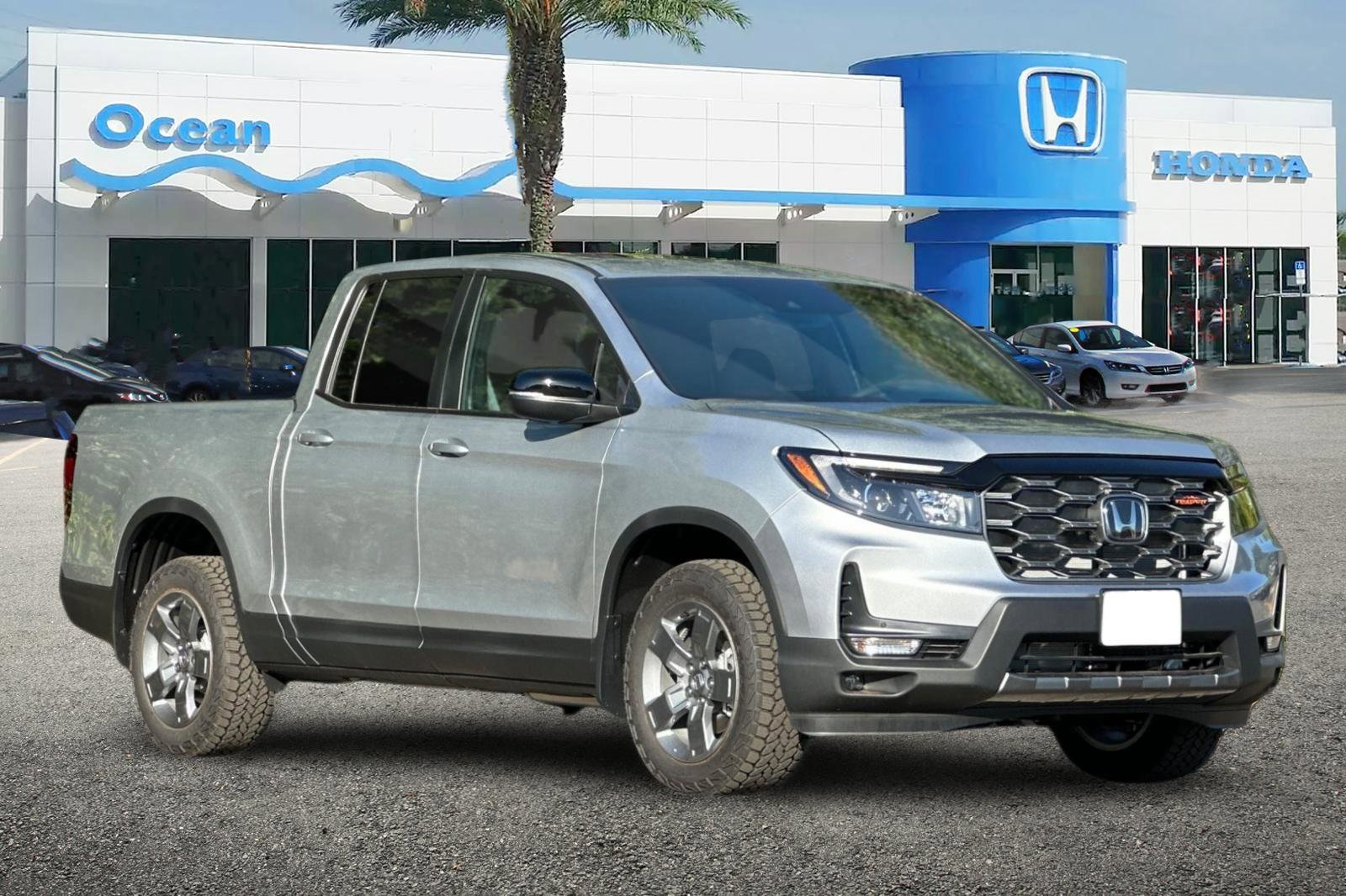 2025 Honda Ridgeline TrailSport photo 2