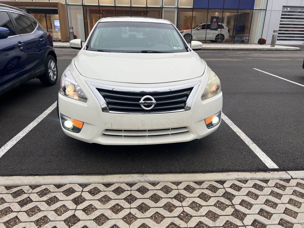 2013 Nissan Altima Sedan SL's photo