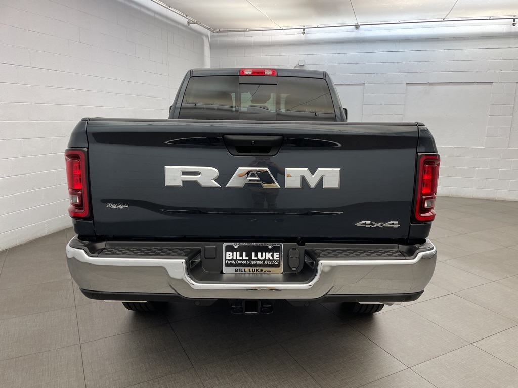 2025 Ram 2500 Tradesman photo 3
