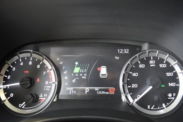 2024 Toyota Highlander LE photo 21