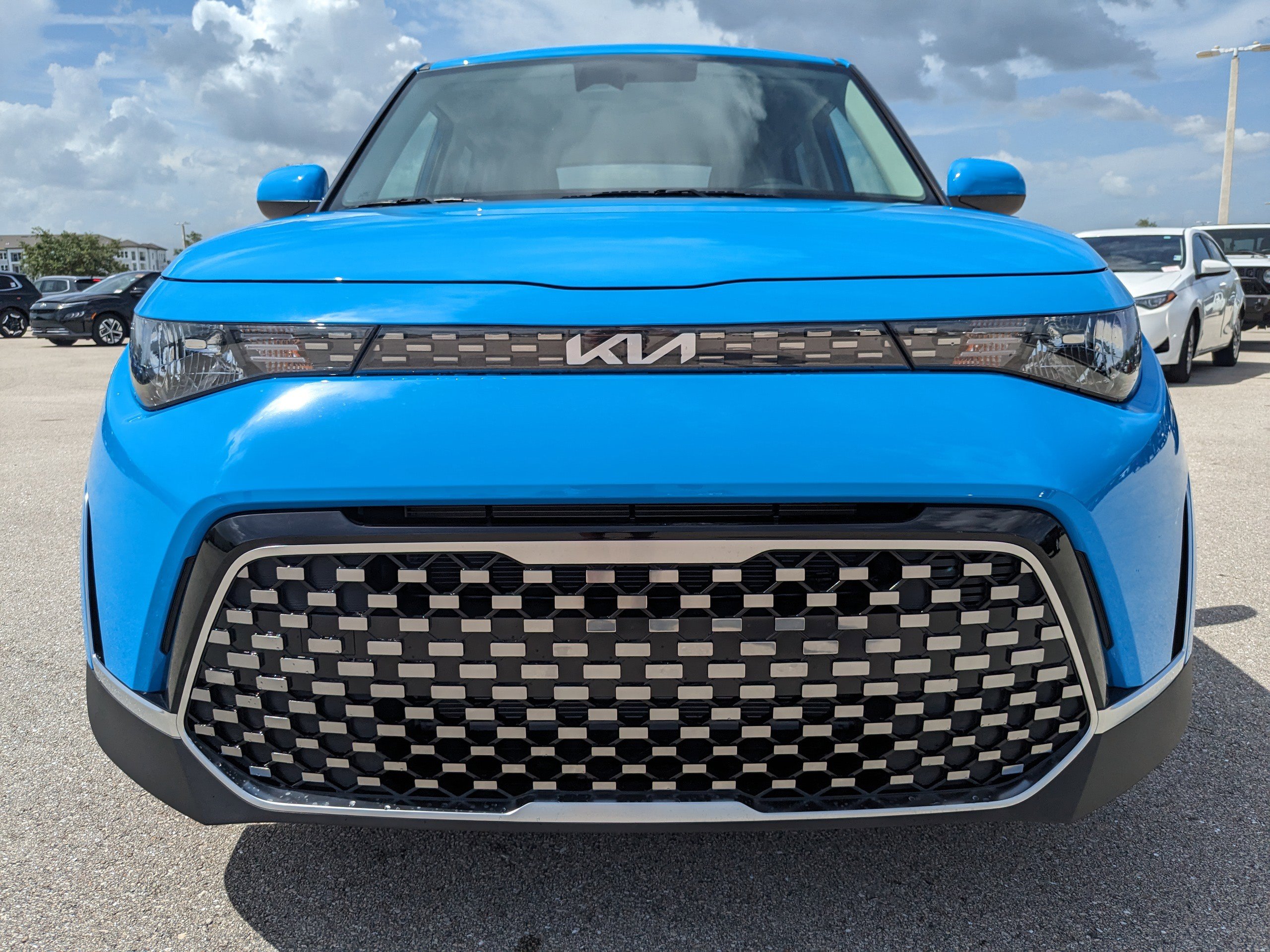 2025 Kia Soul EX photo 3