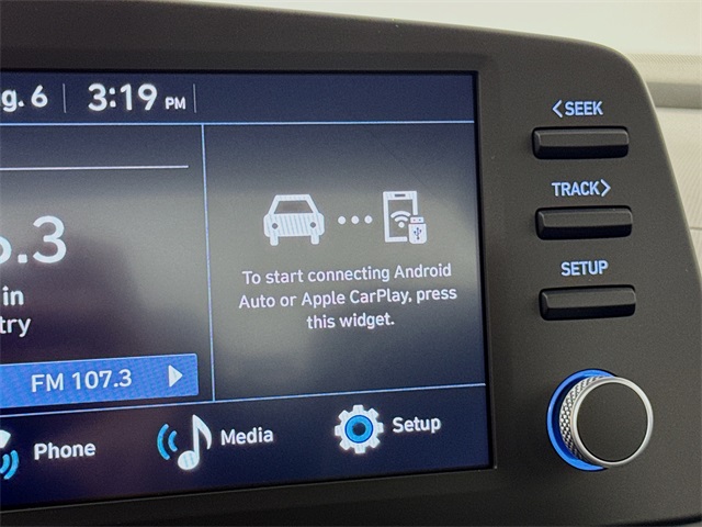2025 Hyundai Elantra SEL Sport photo 16