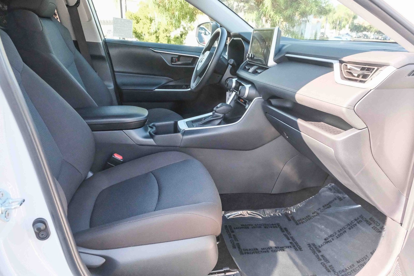 2025 Toyota RAV4 LE photo 16