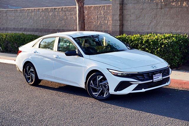 2025 Hyundai Elantra Hybrid SEL Sport photo 3