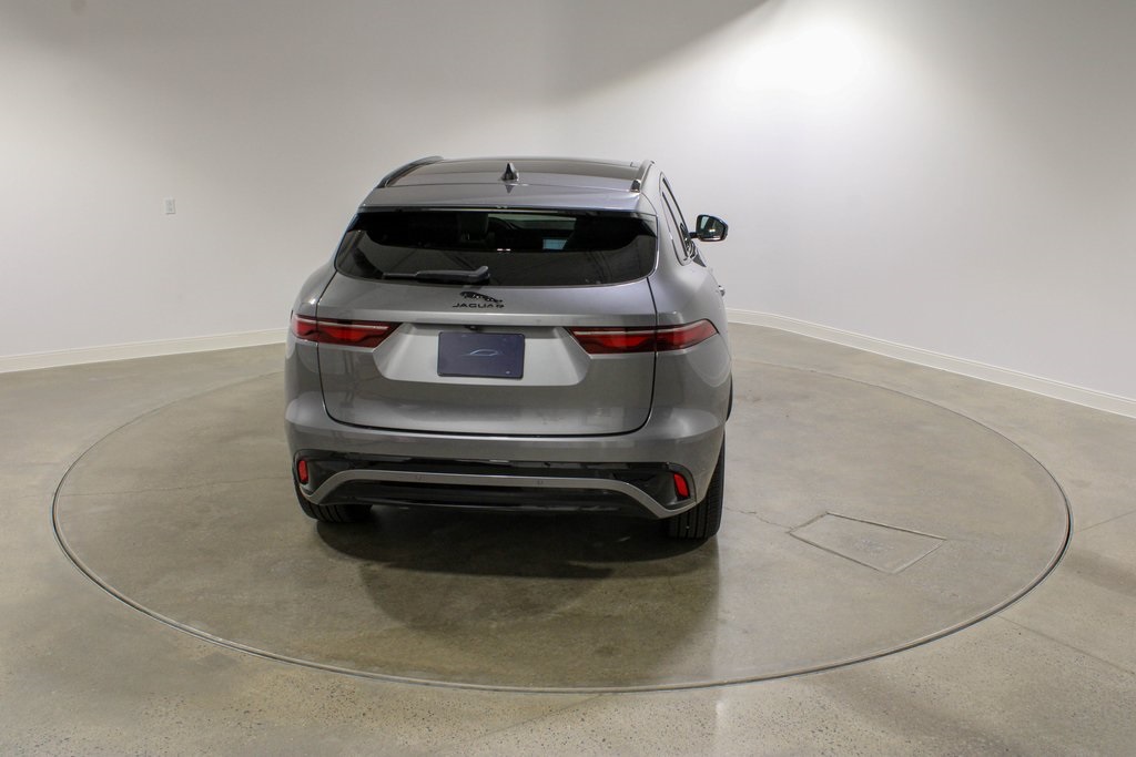 2025 Jaguar F-PACE P250 R-Dynamic S photo 2
