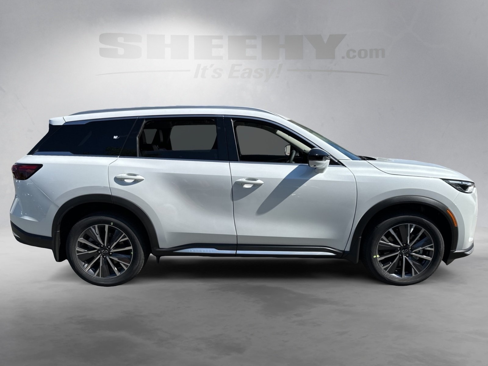 2026 Infiniti QX60 Luxe AWD photo 8