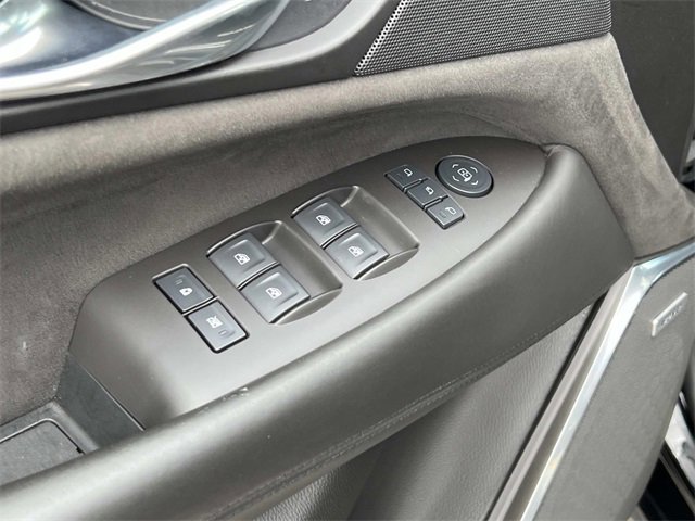 2016 Cadillac Escalade ESV Platinum photo 18