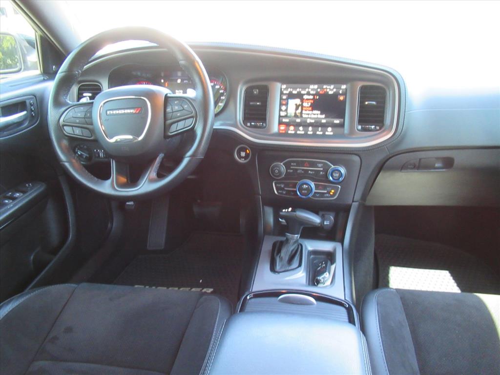 2022 Dodge Charger R/T photo 12