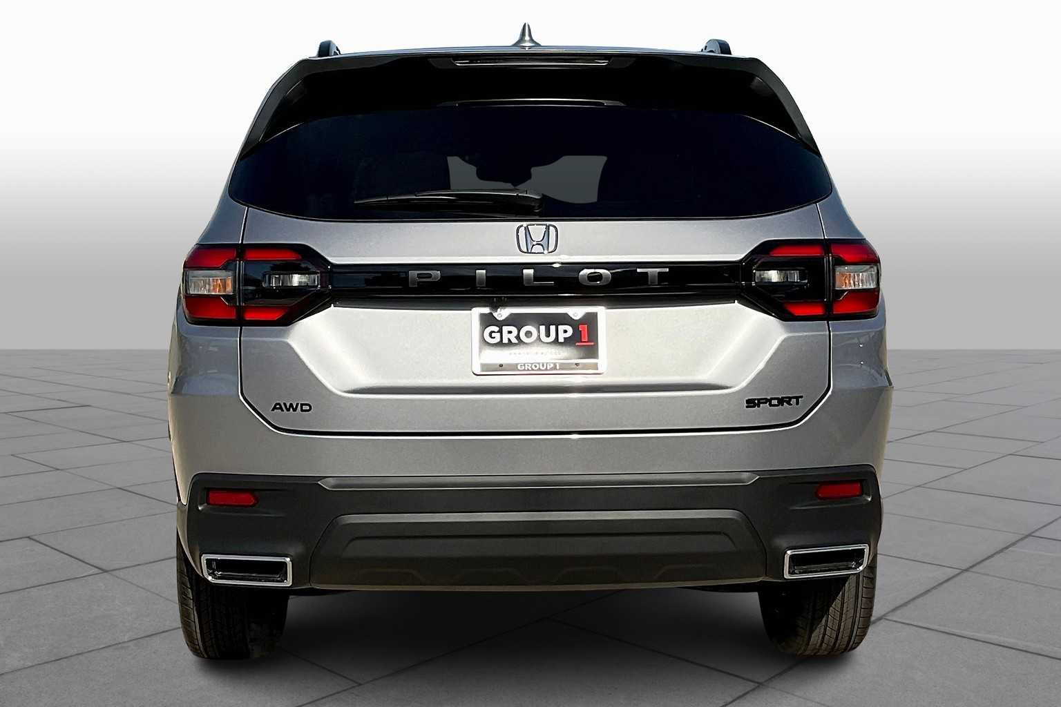 2025 Honda Pilot Sport photo 4