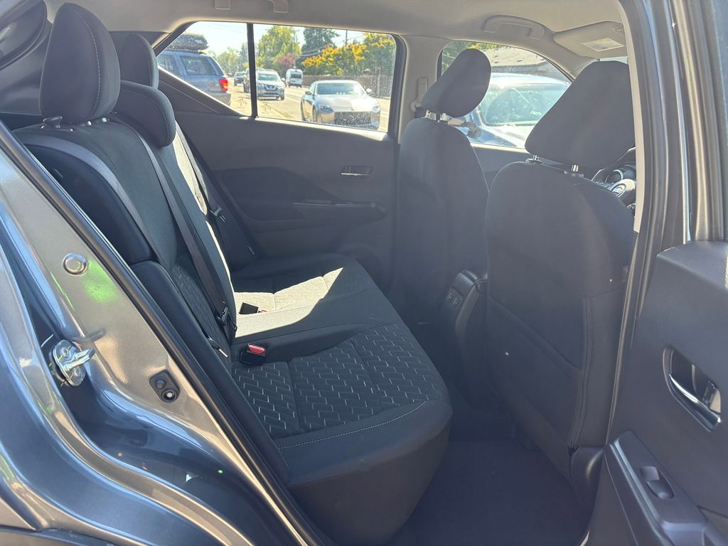 2024 Nissan Kicks SV photo 28