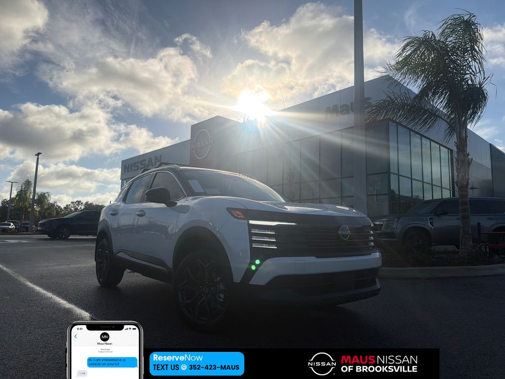 2026 Nissan KICKS SR's photo