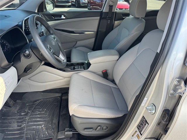 2020 Hyundai Tucson Value photo 3