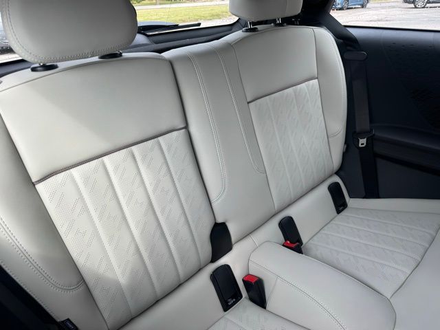 2026 Mini Cooper 2 Door Hardtop Signature photo 11