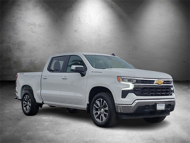 2026 Chevrolet Silverado 1500 LT photo 2