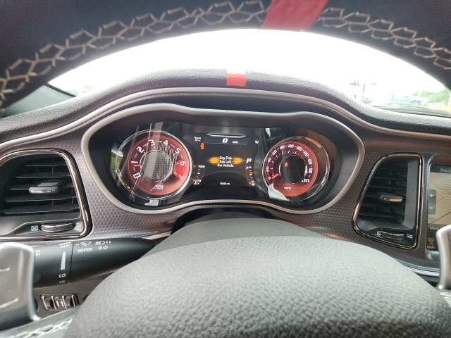 2016 Dodge Challenger SRT8 Hellcat photo 17