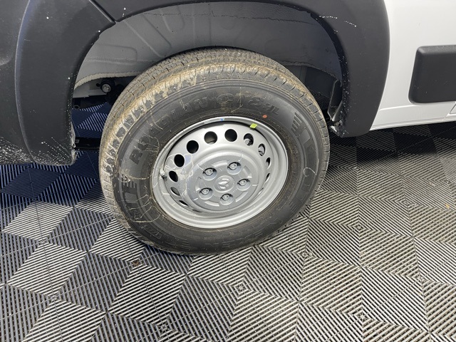 2026 Ram 1500 Tradesman photo 4