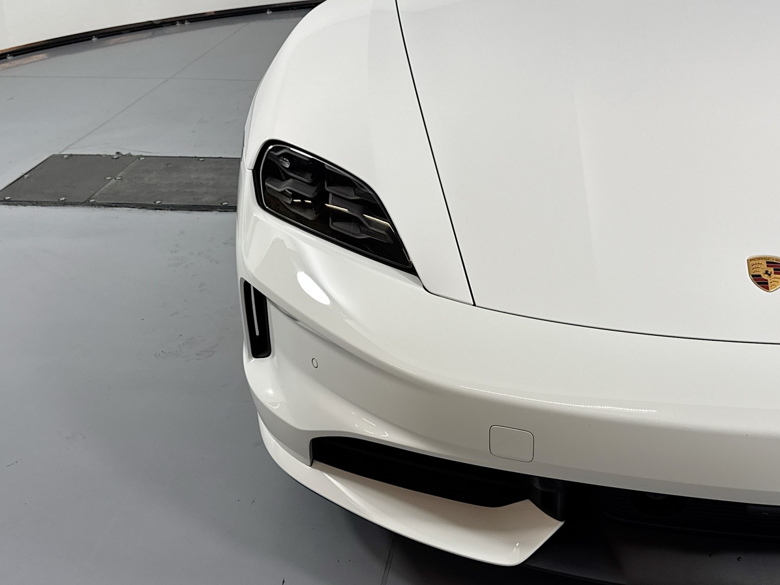 2025 Porsche Taycan 4S photo 25