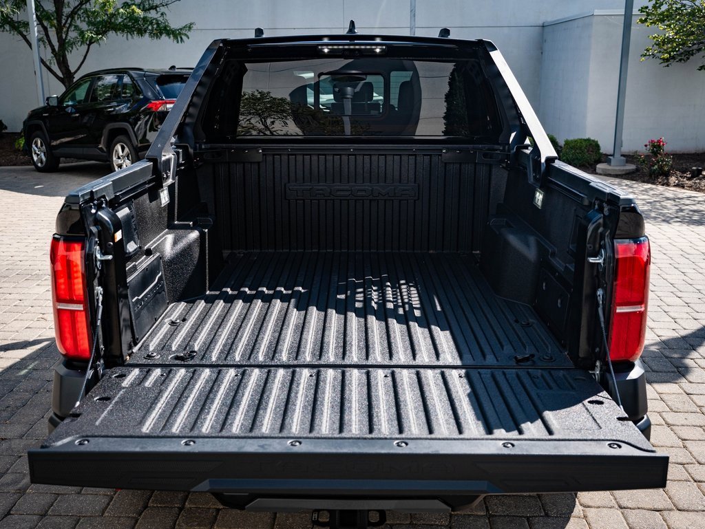 2025 Toyota Tacoma Trailhunter photo 16