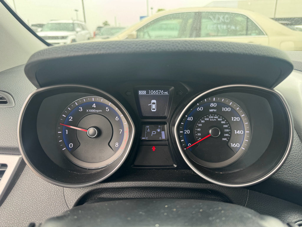 2016 Hyundai Elantra GT Base photo 3