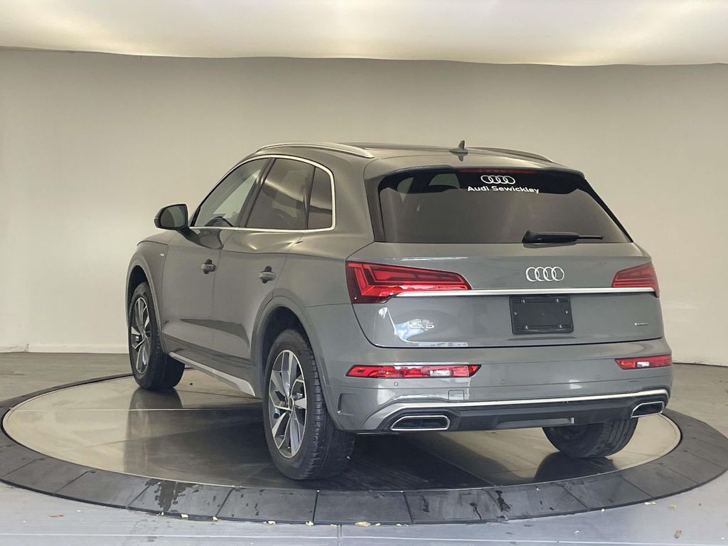 2024 Audi Q5 45 S line Premium photo 3