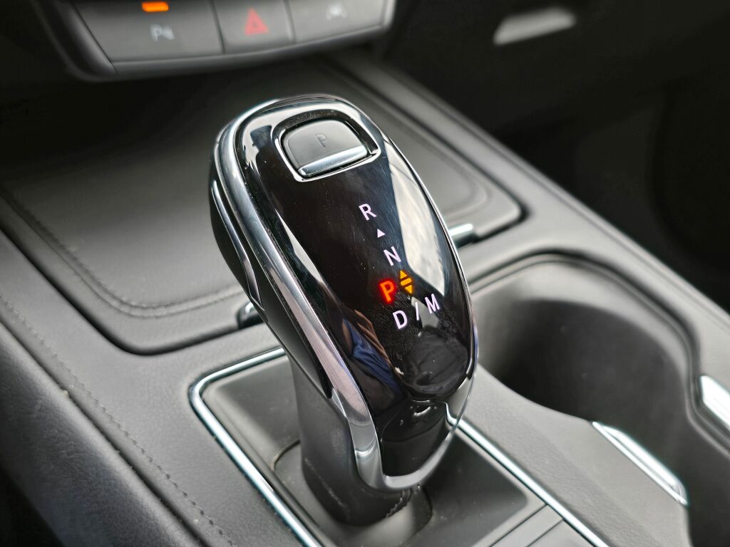2024 Cadillac XT4 Premium Luxury photo 32