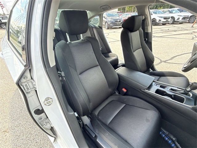 2019 Honda Accord LX photo 17