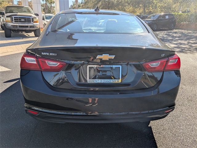 2024 Chevrolet Malibu 1LT photo 3