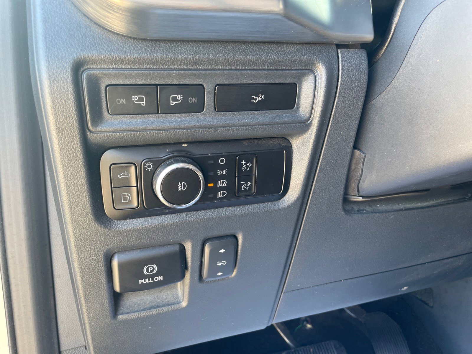 2023 Ford F-150 Lariat photo 20