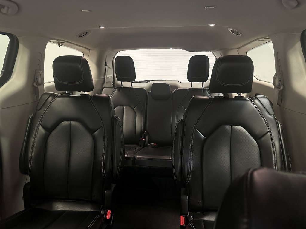 2023 Chrysler Pacifica Touring L photo 61