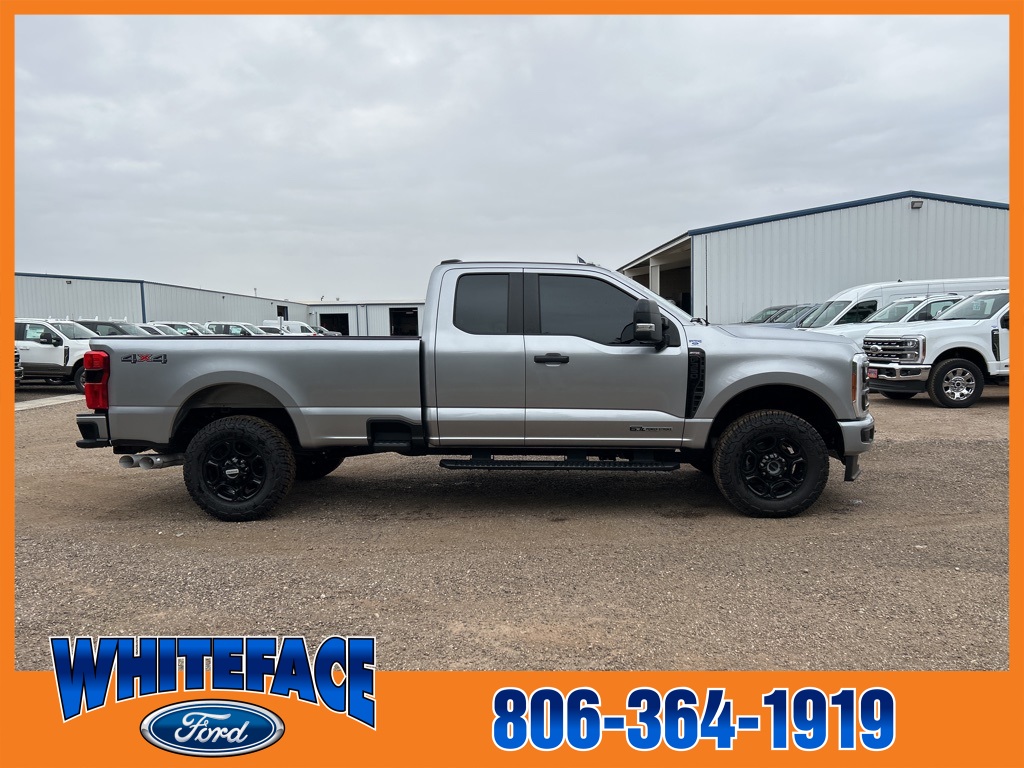 2023 Ford F-350 XL photo 7