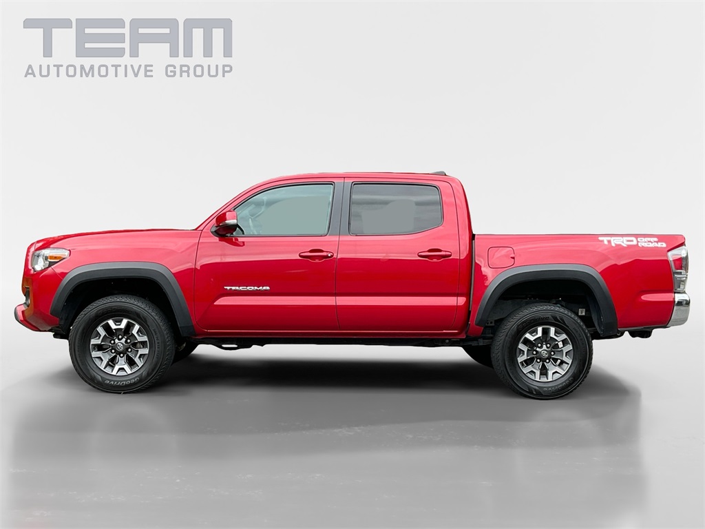 2023 Toyota Tacoma TRD Off-Road photo 4