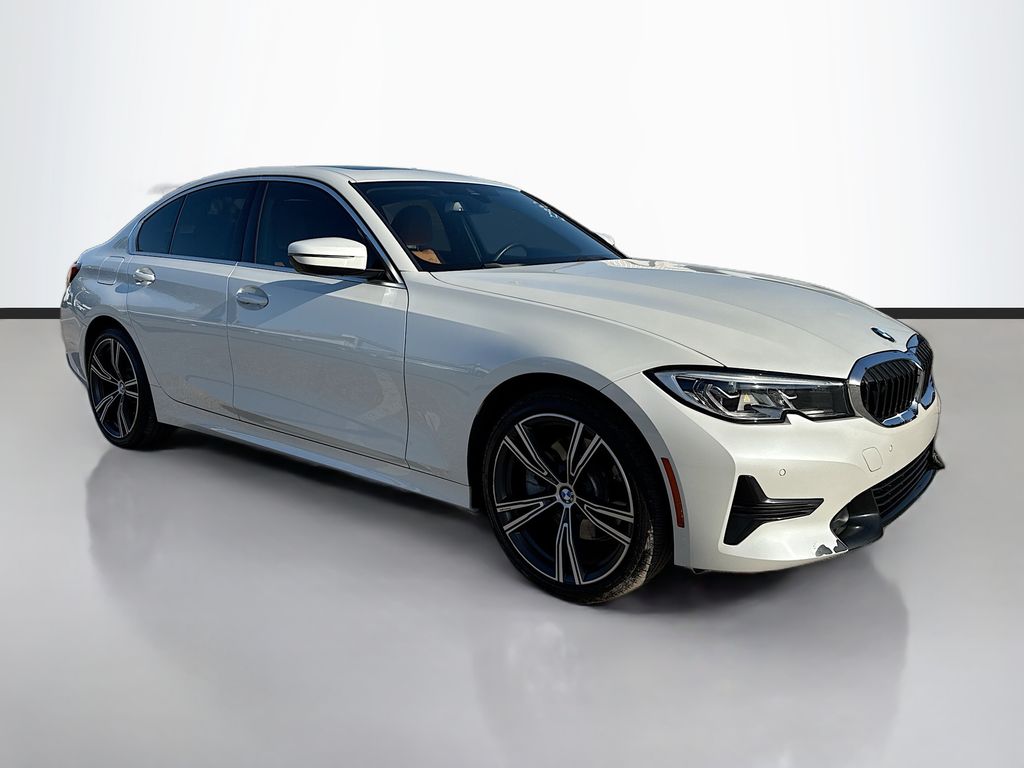 2021 BMW 3 Series 330i's photo