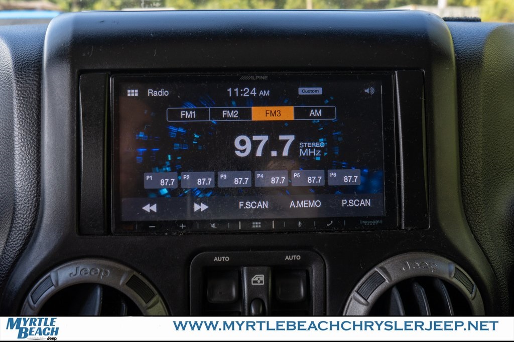 2012 Jeep Wrangler Unlimited Sport photo 19