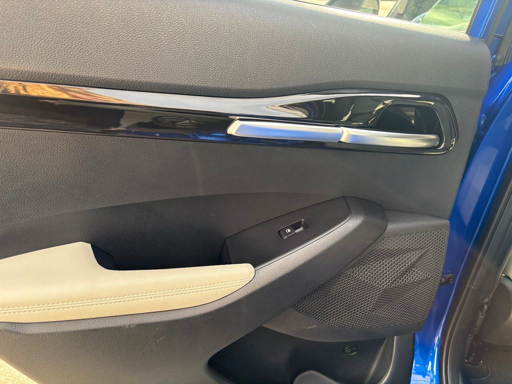 2022 Kia Seltos EX photo 27