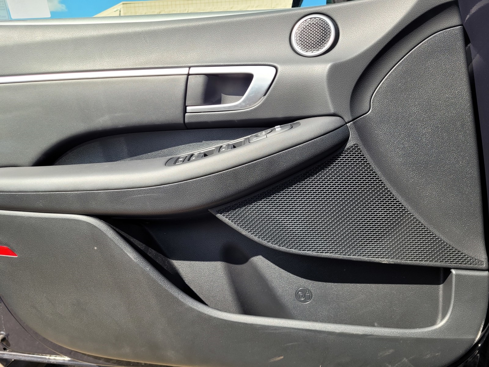 2025 Hyundai Sonata SEL photo 12