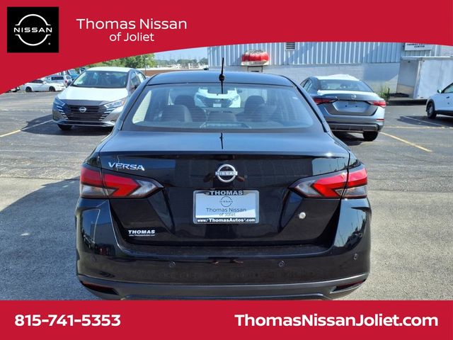 2025 Nissan Versa 1.6 S photo 4