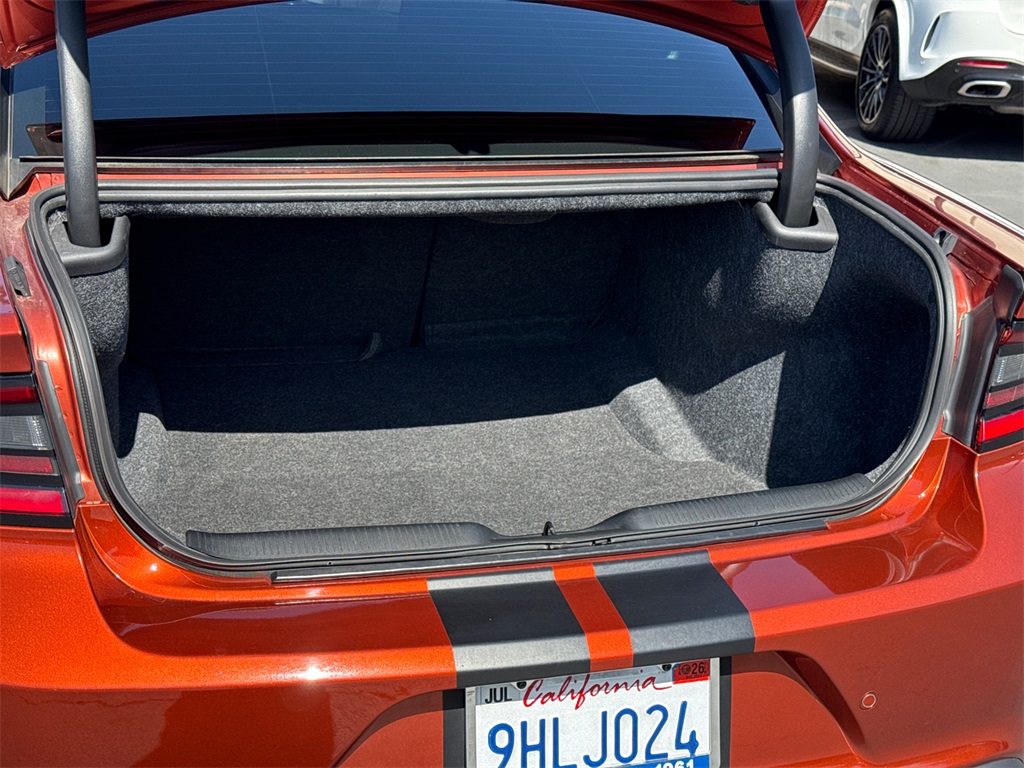 2022 Dodge Charger R/T photo 8